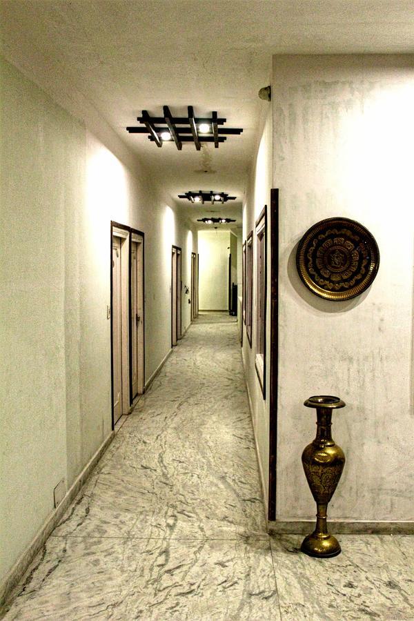 Kaveri Hotel And Restaurant Yamunānagar Buitenkant foto